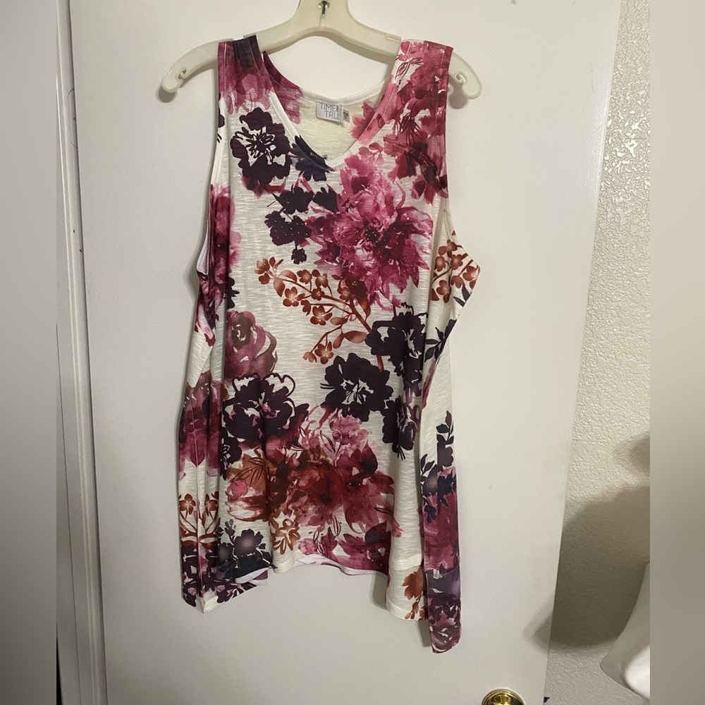 Time and true tank xxl with purple flowers.